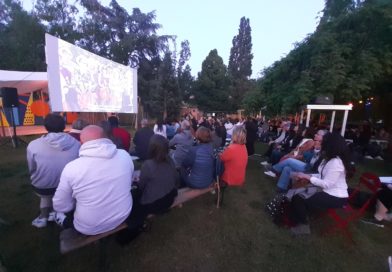 Carton plein pour la projection en plein air « Comic-Strip » !